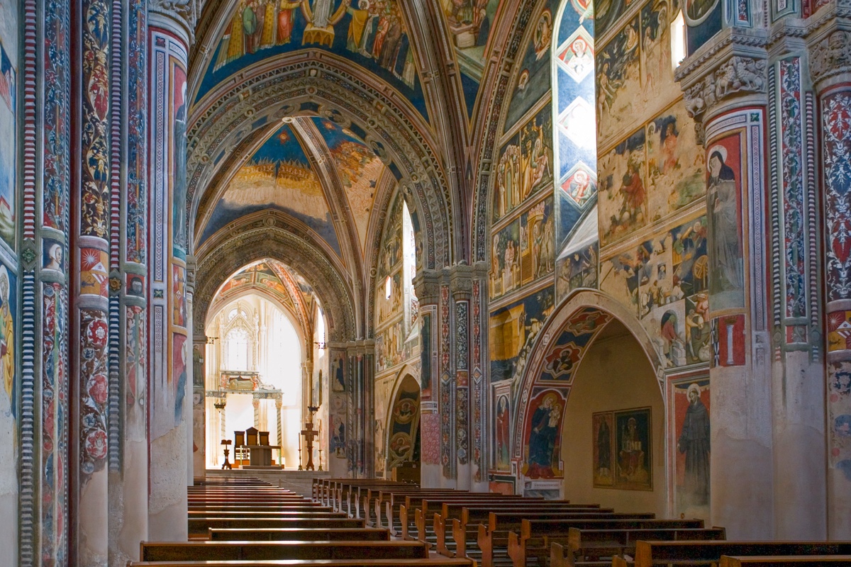 interno-basilica-santa-caterina